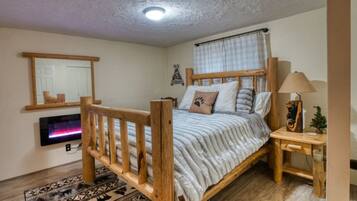 4 bedrooms, iron/ironing board, travel crib, WiFi