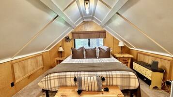 4 bedrooms, iron/ironing board, travel crib, WiFi