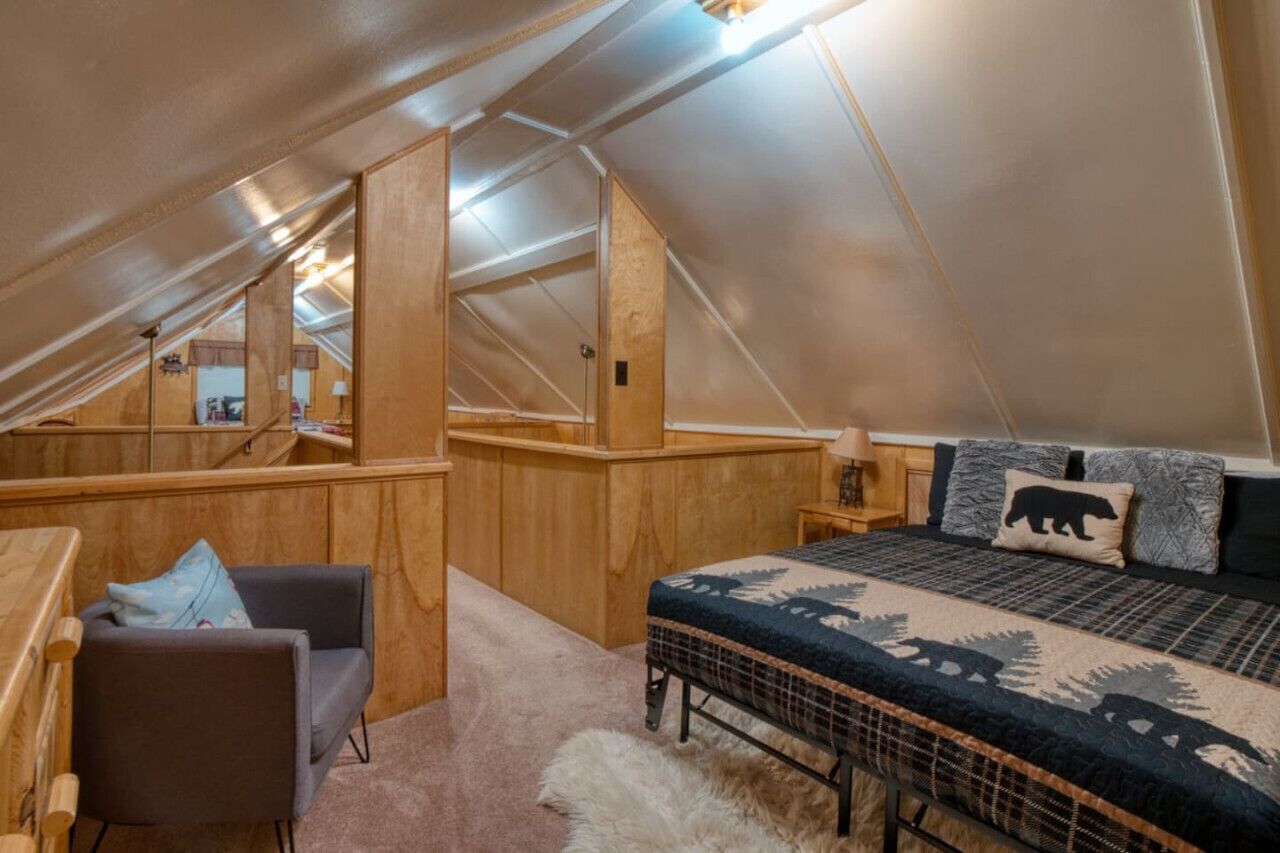 4 habitaciones, tabla de planchar con plancha, cuna de viaje y wifi 