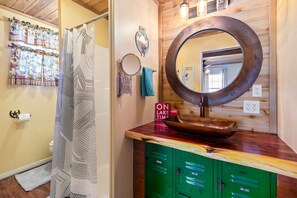 Bathtub