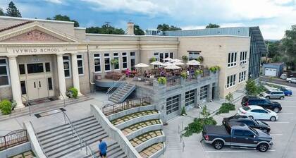 ☀CHEYENNE COTTAGE☀Close to Trails/Downtown/Shops☀