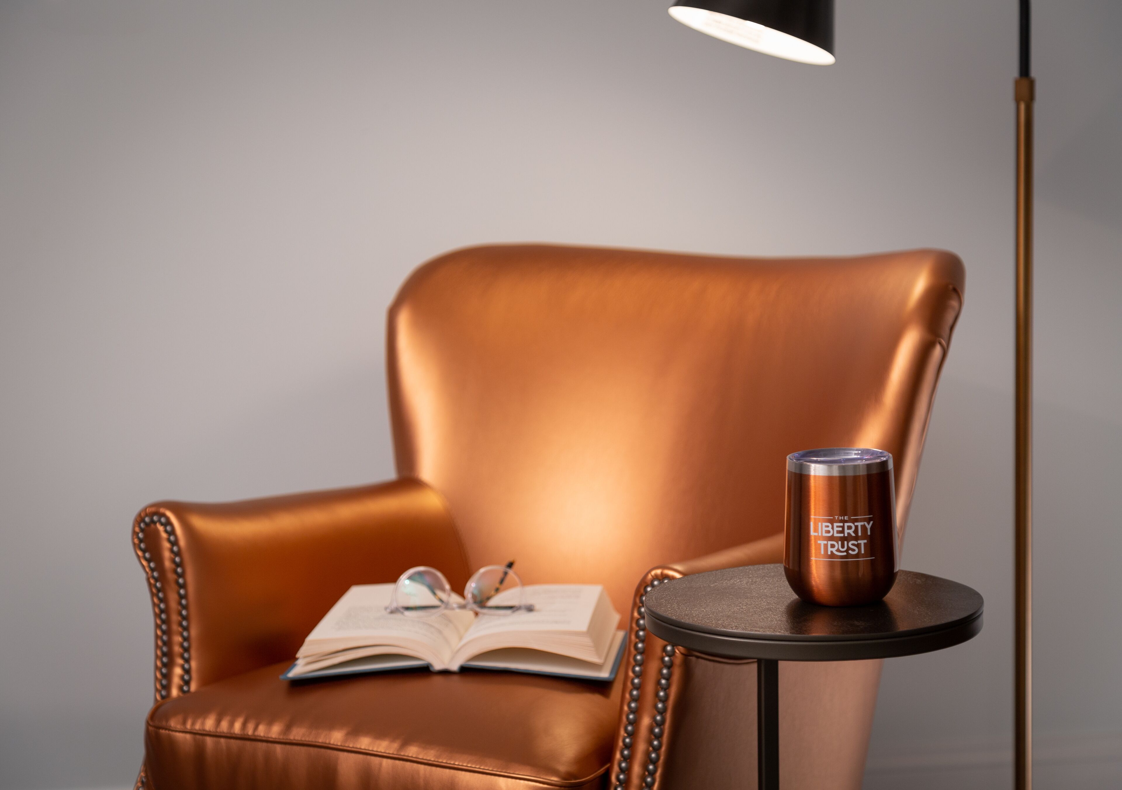 classic room, 1 queen bed | desk, iron/ironing board, free wifi, bed sheets