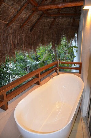 Property grounds - beautiful condo with pool (Tulum)