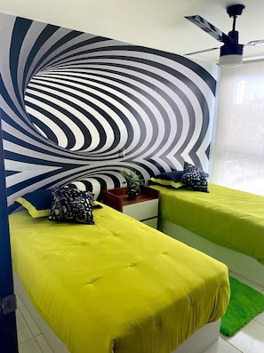 3 bedrooms, iron/ironing board, internet, bed sheets