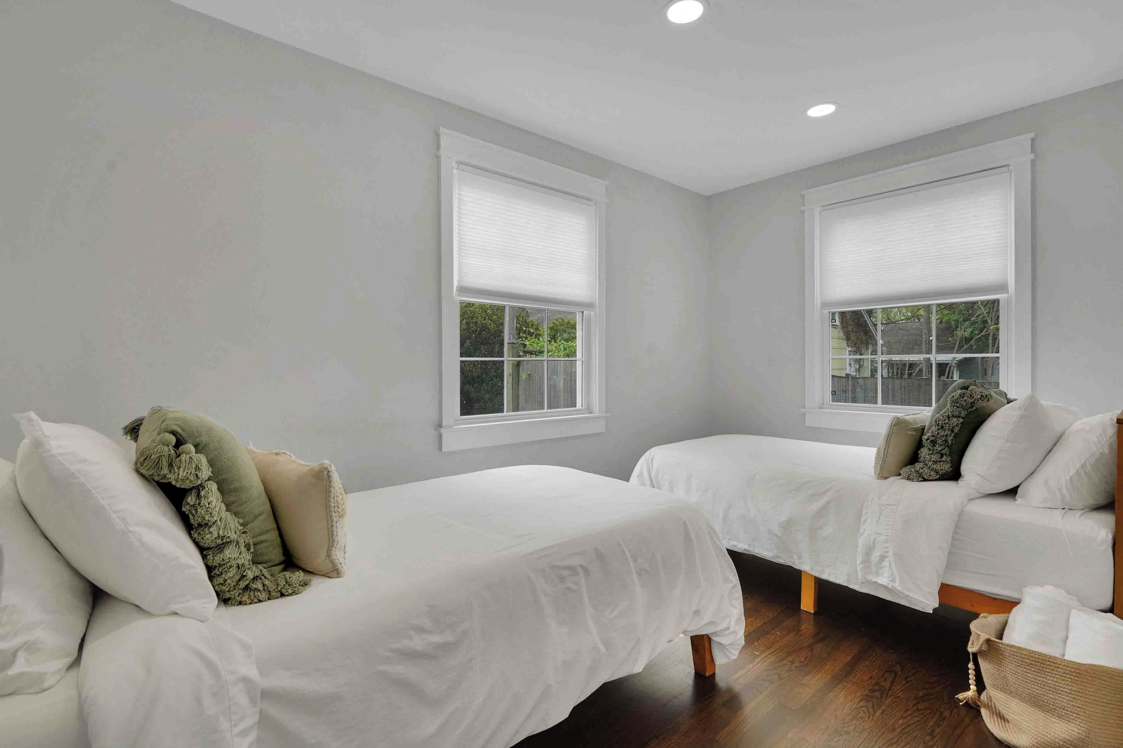 3 bedrooms, iron/ironing board, travel cot, free WiFi