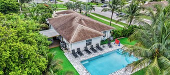 🏝️⭐️HEATED SALT WATER POOL HOME~🌊Delray Beach home 3 blocks from Atlantic Ave!