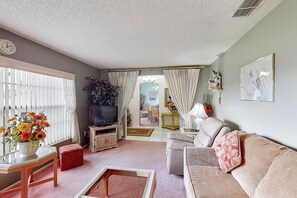 独立别墅, 多张床 (Collin and Cheryl's Indian Ridge Vaca) | 客厅