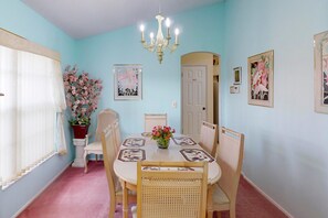 House, Multiple Beds (Collin and Cheryl's Indian Ridge Vaca) | Private kitchen - Collin and Cheryl's Indian Ridge Vacation Home (Kissimmee)