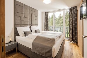 2 bedrooms, travel cot, WiFi, bed sheets - Exclusive apartment with mountain views in a ski paradise (Mauterndorf)