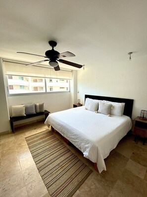3 bedrooms, iron/ironing board, Internet