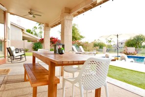 Outdoor dining