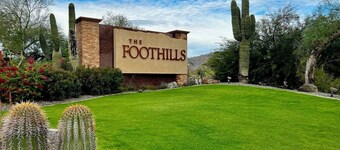 Desert Golf Oasis at Foothills Retreat w/ FREE Heated Pool!!!