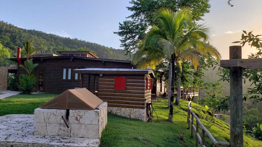 Hacienda Elena Paraiso Tropical