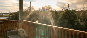 Welcome to Casa Seabrook, your By-the-Sea GetAway Spot!