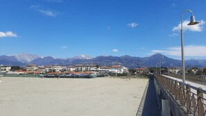 Beach/ocean view - Forte dei Marmi Villa Raffaella a stone's throw from the center 4 bedrooms BBQ (Forte dei Marmi)