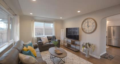 Close to Olympic Training Center/Downtown