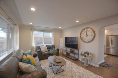 Close to Olympic Training Center/Downtown