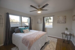 4 bedrooms, free WiFi, bed sheets