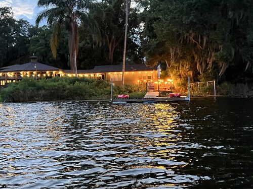 Bay Lake Cottage with Private Dock, Fishing, Grill, Canoe
