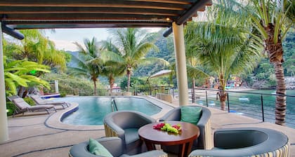 P V South Shore Luxury Accommodations