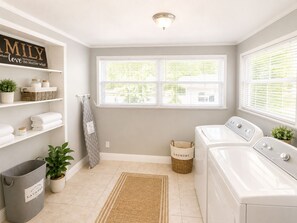 Interior - Fun and Relax ,Central Tampa House (Tampa)