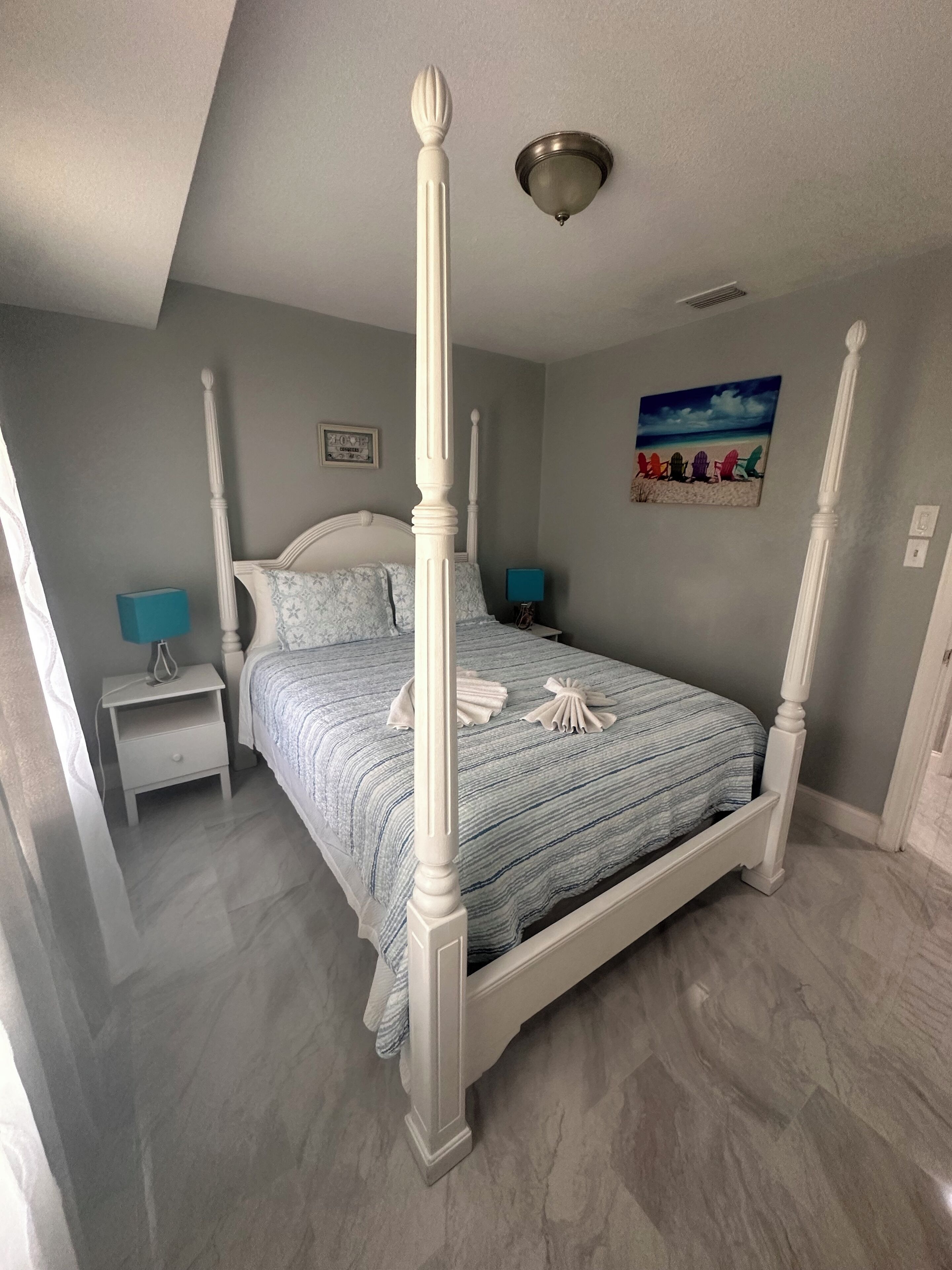 2 chambres, fer et planche à repasser, Wi-Fi gratuit, draps fournis