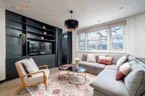 TV, offices - Chic mews house in South Kensington (London)