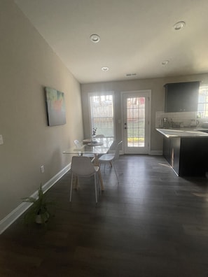 تناول الطعام