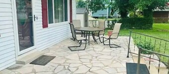 The Chestnut Nest - Robinson