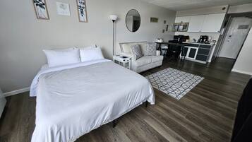 1 bedroom, iron/ironing board, travel crib, WiFi