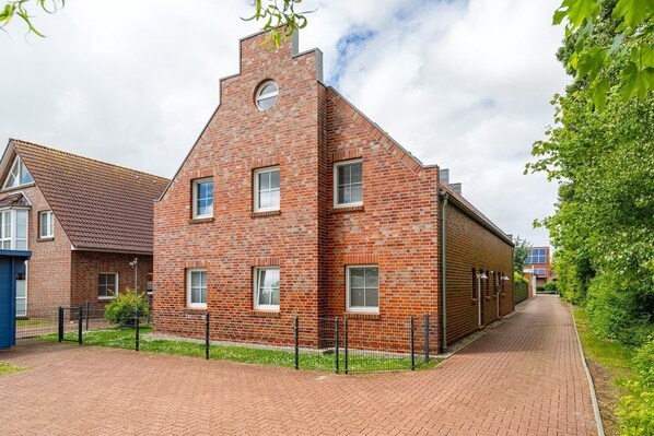 Imagen sin descripción, 1 de 24, botón