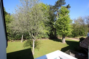 Luokittelematon kuva, 5 kautta 23, painike