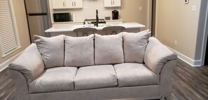 Living area - Cozy lake studio (Hot springs)