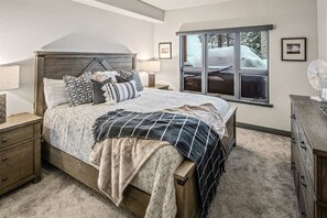 3 quartos, ferros/tábuas de passar roupa, Wi-Fi de cortesia