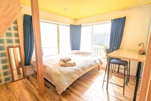 Home WIFI & Compact & Tranquil Apt with LOFT!