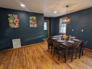 Dining - Old Post Office - Fam/Pet/EV Friendly in wild and wonderful Canaan Valley, WV! (Davis)