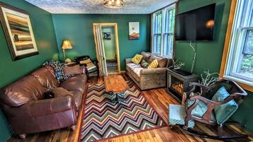 TV connectée, lecteur de DVD, livres, médiathÚque