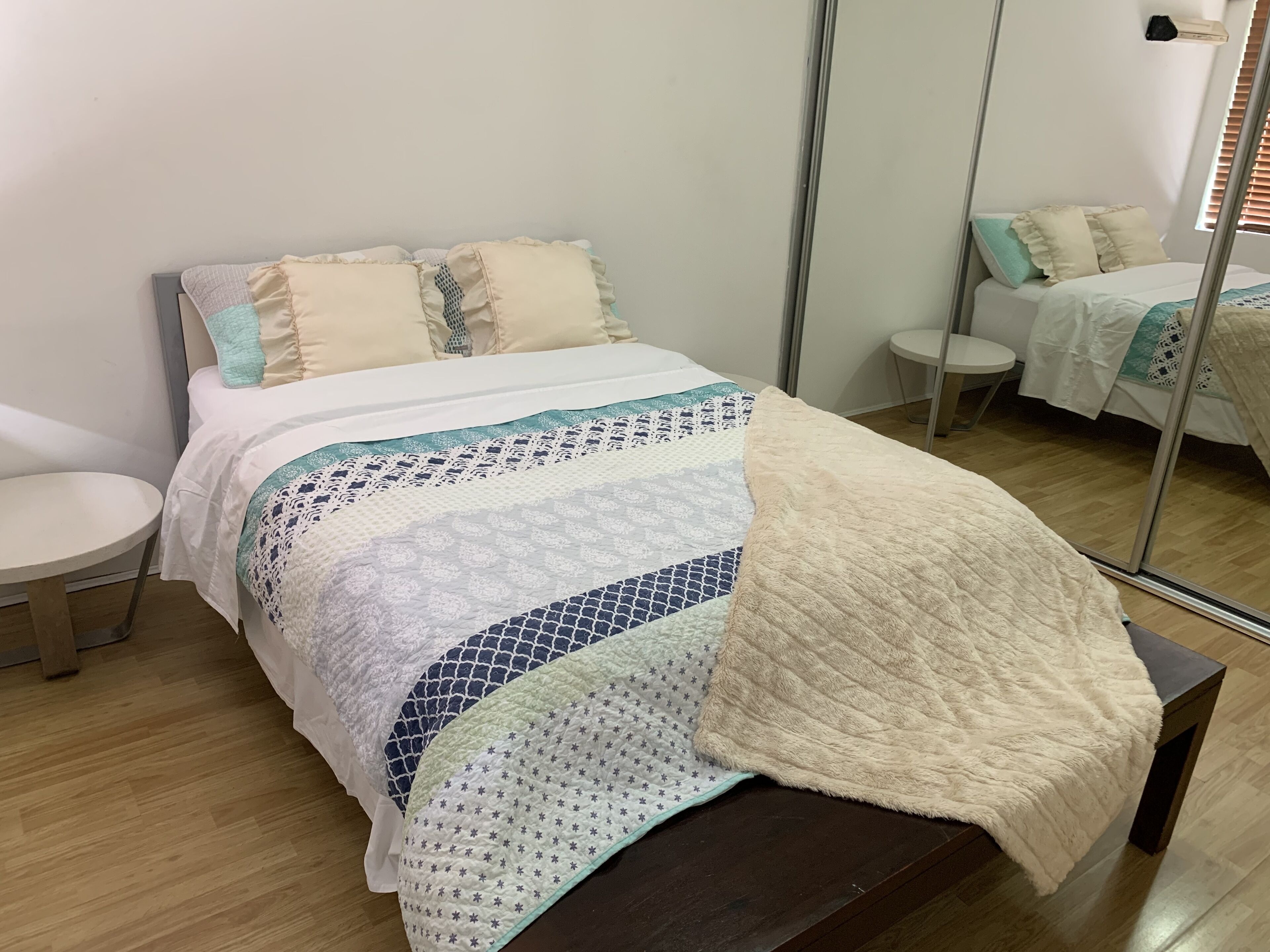 9 min Wiley Park Station, E-lock, Netflix, Aircon.