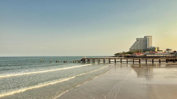 Unclassified image, 1 of 3, button - Mandarin Lodge (Hua Hin)