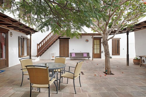 Maison de vacances "Casita Tahona" avec vue sur les montagnes, terrasse et Wi-Fi