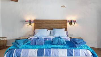 1 slaapkamer, een strijkplank/strijkijzer, gratis wifi, beddengoed