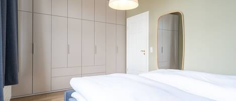 2 dormitorios, escritorio, wifi y ropa de cama