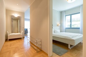 2 bedrooms, in-room safe, travel cot, WiFi