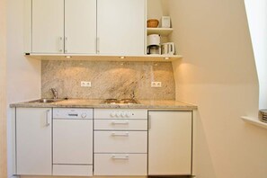 Fridge, microwave, dishwasher, coffee/tea maker