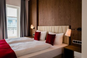 3 chambres, coffres-forts dans les chambres, Wi-Fi, draps fournis