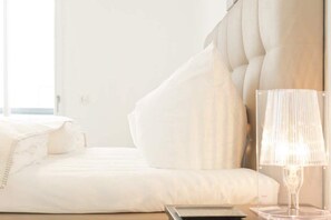 3 quartos, cofres nos quartos, escrivaninha, Wi-Fi