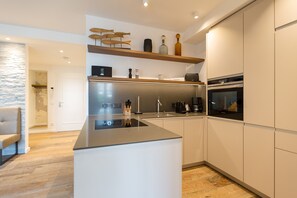 Fridge, microwave, oven, dishwasher - Beachhouse Bansin, App. 07 (Heringsdorf)