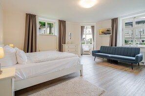 2 bedrooms, WiFi, bed sheets - Villa Schlossbauer, app. 01 (Heringsdorf)