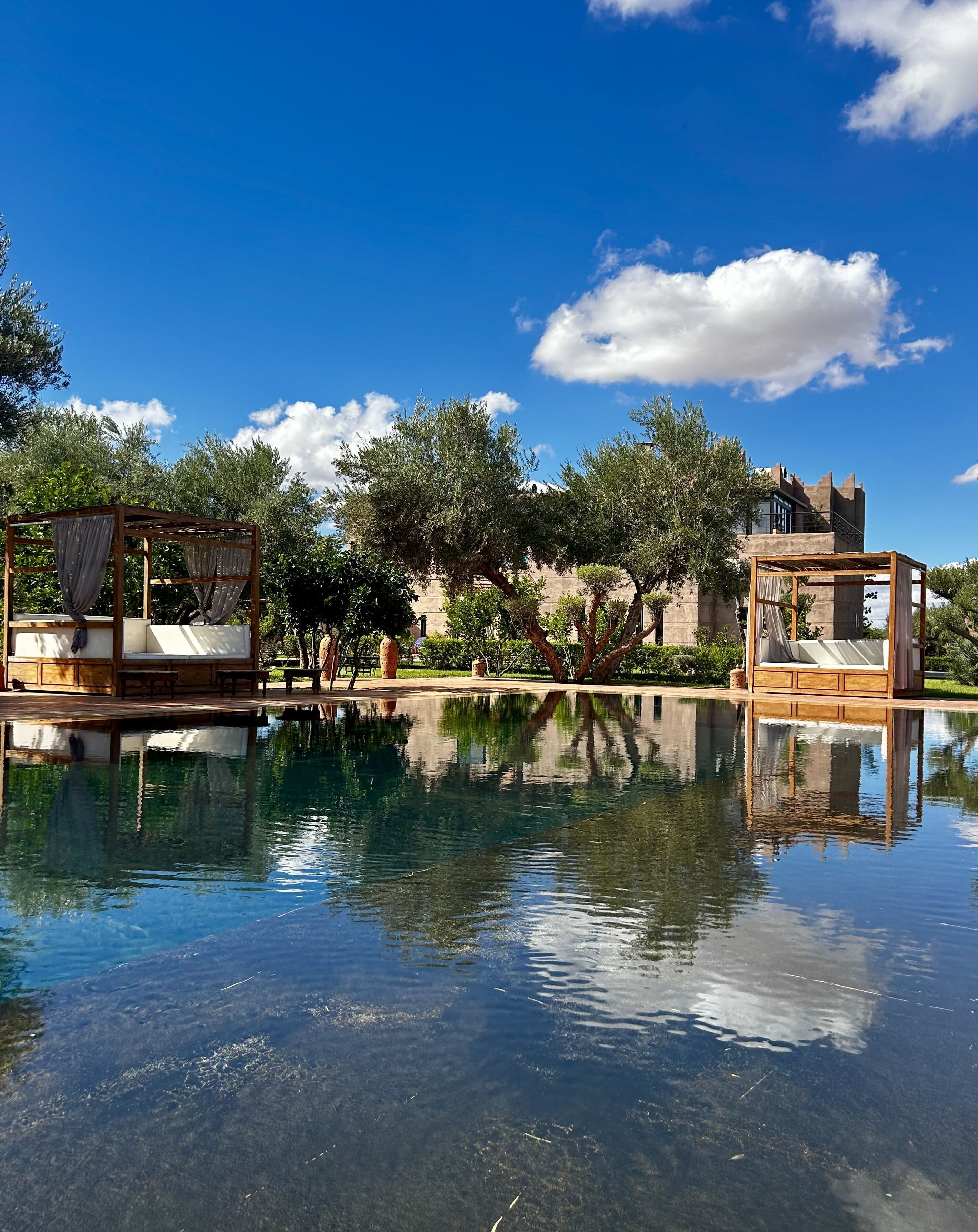 Piscine extérieure, piscine chauffée