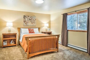 1 chambre, bureau, fer et planche à repasser, Internet gratuit